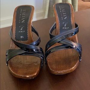 Shoes/ healed sandals